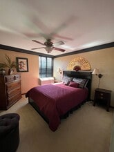 1800 Roundhill Rd in Charleston, WV - Building Photo - Building Photo