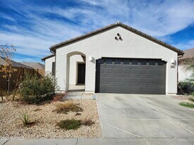 5824 N 89th Dr in Glendale, AZ - Building Photo