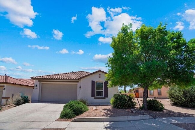 property at 41 W Calle La Bolita