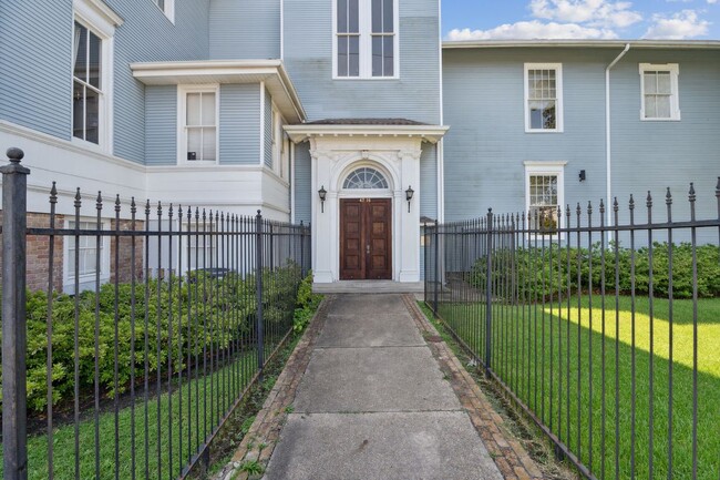 4716 Annunciation St in New Orleans, LA - Building Photo - Building Photo
