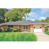 12206 Rocky Springs Trail in Houston, TX - Building Photo