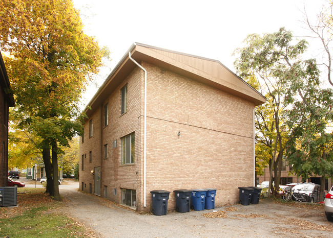 315 Catherine St in Ann Arbor, MI - Building Photo - Building Photo