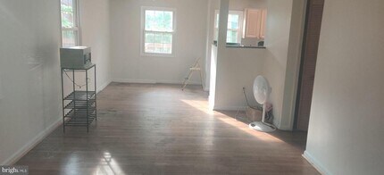 1930 Pimmit Dr in Falls Church, VA - Building Photo - Building Photo