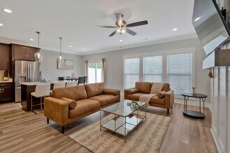 166 Sango Dr in Clarksville, TN - Building Photo - Building Photo