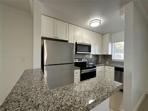 1400 NE 56th St in Fort Lauderdale, FL - Building Photo - Building Photo