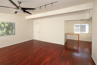 1/2 Abbot Kinney Blvd in Los Angeles, CA - Building Photo - Building Photo
