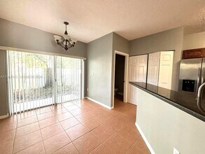 10225 SW 20th St in Miramar, FL - Building Photo - Building Photo