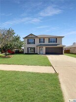 5606 Montrose Dr in Killeen, TX - Building Photo