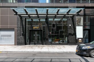 Star Tower LIC in Long Island City, NY - Building Photo - Building Photo