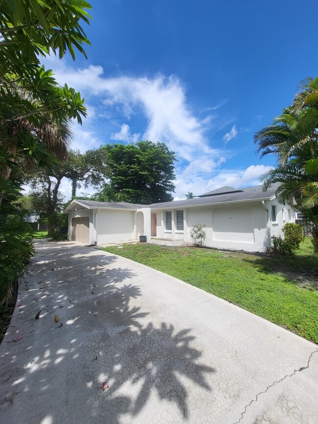 property at 1429 Winkler Ave