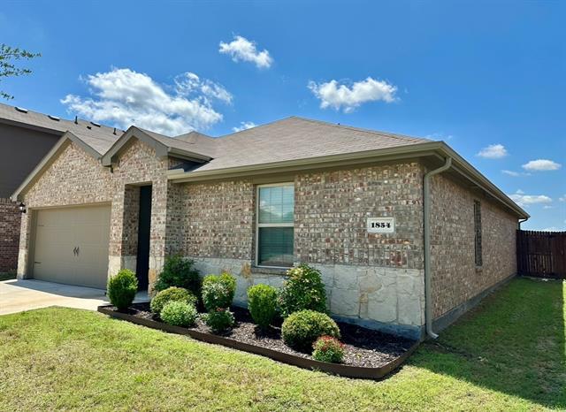 1854 Duskwood Dr in Lancaster, TX - Building Photo - Building Photo