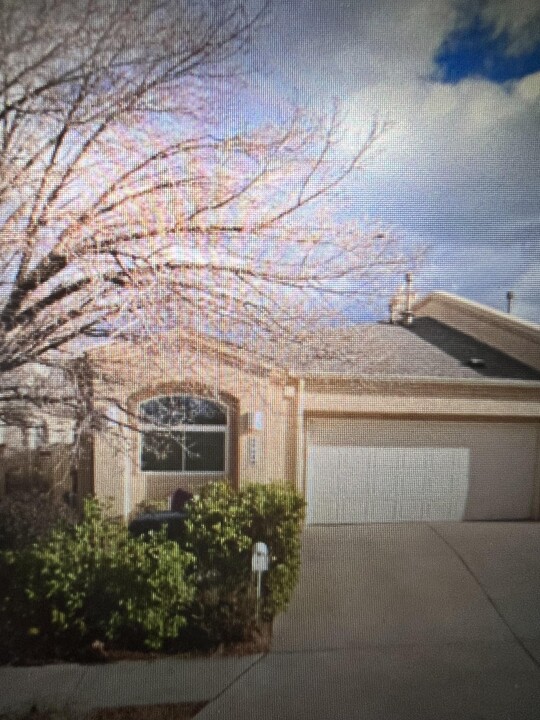 6904 San Antonio Pl NE in Albuquerque, NM - Building Photo