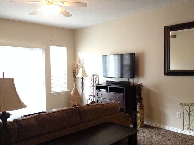 504 N Seven Peaks Blvd-Unit -A in Provo, UT - Building Photo - Building Photo