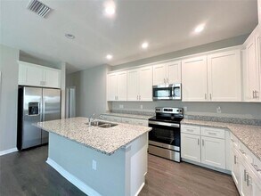 3442 Cup Dr in Lakeland, FL - Building Photo - Building Photo