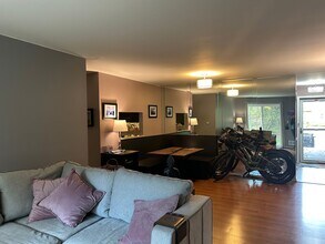 13 Quince Ct in Trenton, NJ - Building Photo - Building Photo