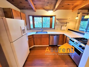 442 Terrace St in Ashland, OR - Building Photo - Building Photo