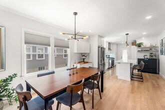 172 Orchard St in Watertown, MA - Building Photo - Building Photo