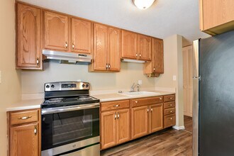 11401 McDowell Dr in Indianapolis, IN - Building Photo - Building Photo