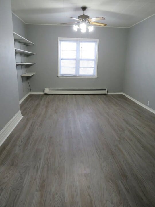 617 W Central St in Chippewa Falls, WI - Building Photo