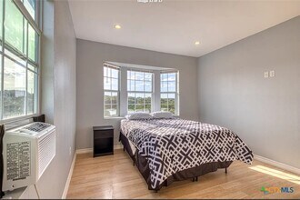 729 Clay Ridge in Canyon Lake, TX - Building Photo - Building Photo