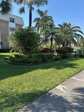 2970 NE 16th Ave, Unit 408 in Oakland Park, FL - Building Photo - Building Photo