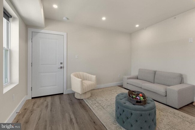 property at 537 N 35th St