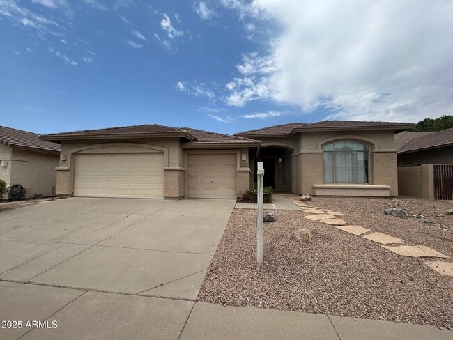 property at 2376 W Shannon St