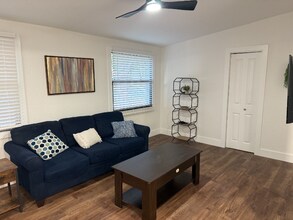 3000 Karen Ave in Largo, FL - Building Photo - Building Photo