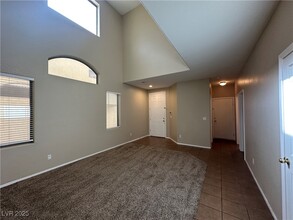 8528 Cheerful Brook Ave in Las Vegas, NV - Building Photo - Building Photo