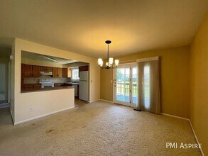 2403 Elmhurst Pl in Longmont, CO - Building Photo - Building Photo