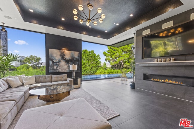 property at 3712 Broadlawn Dr