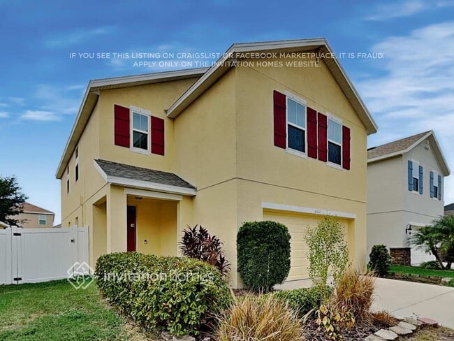 property at 10527 Whispering Hammock Dr