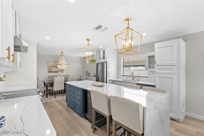 646 109th Ave N in Naples, FL - Building Photo - Building Photo