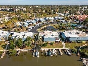 9444 Tradewinds Ave in Seminole, FL - Building Photo - Building Photo