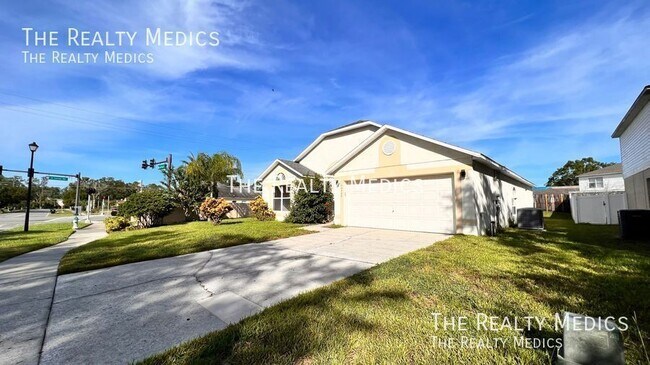 14405 Lake Price Dr in Orlando, FL - Building Photo - Building Photo