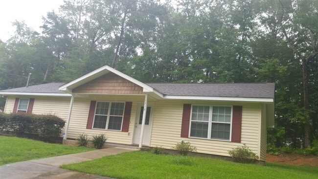 1238 Canal St in Quincy, FL - Building Photo - Building Photo