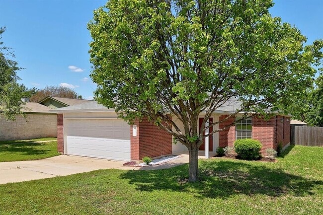 2101 Parksville Way in Cedar Park, TX - Foto de edificio - Building Photo