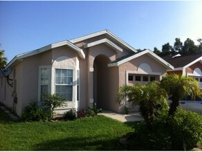 526 Seasons Ct in Winter Springs, FL - Building Photo - Building Photo