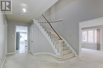 15 Delancey Crescent in Markham, ON - Building Photo - Building Photo