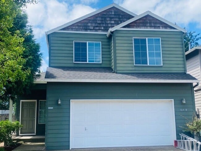 16418 NE 12th Ct