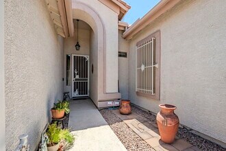 3323 E Irwin Ave in Mesa, AZ - Building Photo - Building Photo