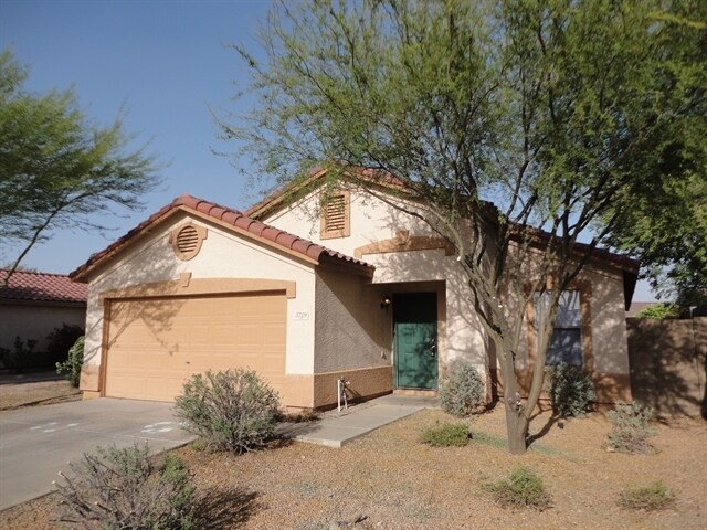 3729 S Tambor in Mesa, AZ - Foto de edificio