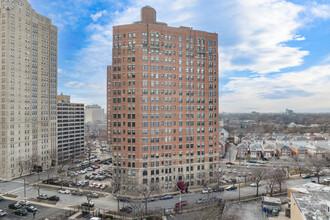 The Barclay in Chicago, IL - Building Photo - Primary Photo