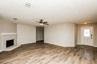 1732 Rialto Way in Justin, TX - Building Photo - Building Photo