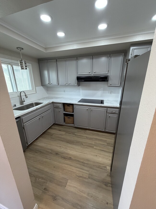 540 Hawthorn St in San Diego, CA - Building Photo - Building Photo