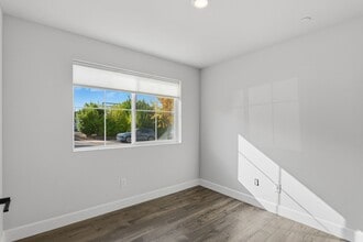 17025 SW Friendly Ln in Beaverton, OR - Building Photo - Building Photo