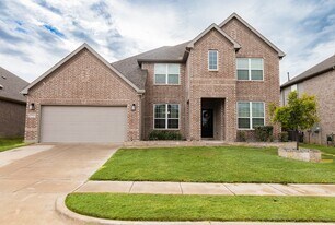 2808 Ranger Ln in Aubrey, TX - Building Photo