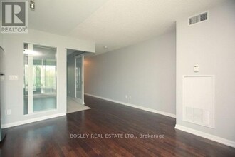 209-209 Fort York Blvd in Toronto, ON - Building Photo - Building Photo