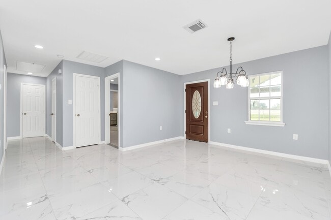 property at 2826 W Farm to Market 1462