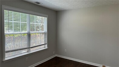 1830 Westwind Dr in Cumming, GA - Building Photo - Building Photo